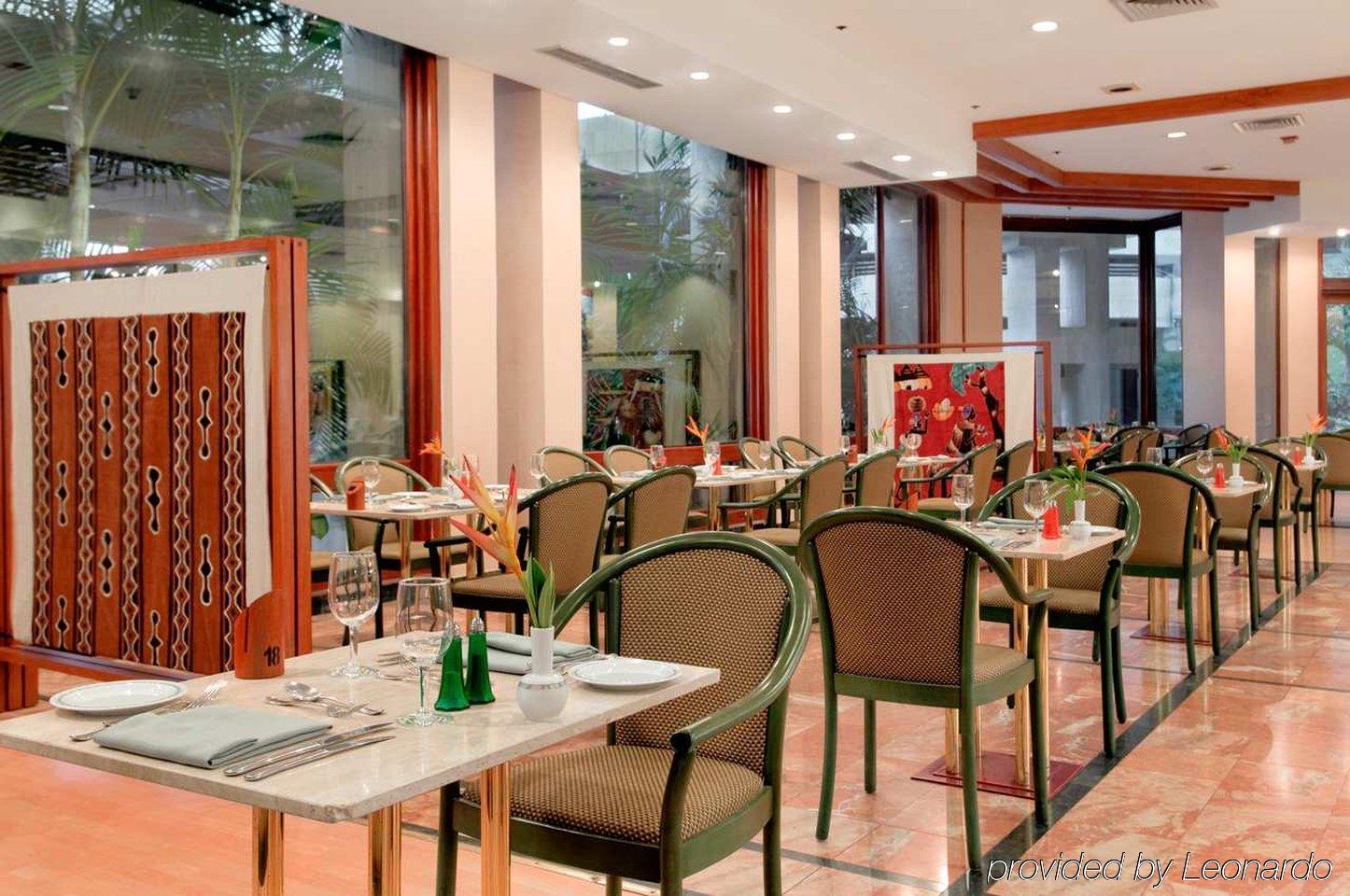 雅温得希尔顿酒店 Yaoundé 餐厅 照片
